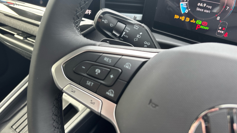 Volkswagen T-Roc 1.5 eTSI Life 5dr DSG Petrol Hatchback